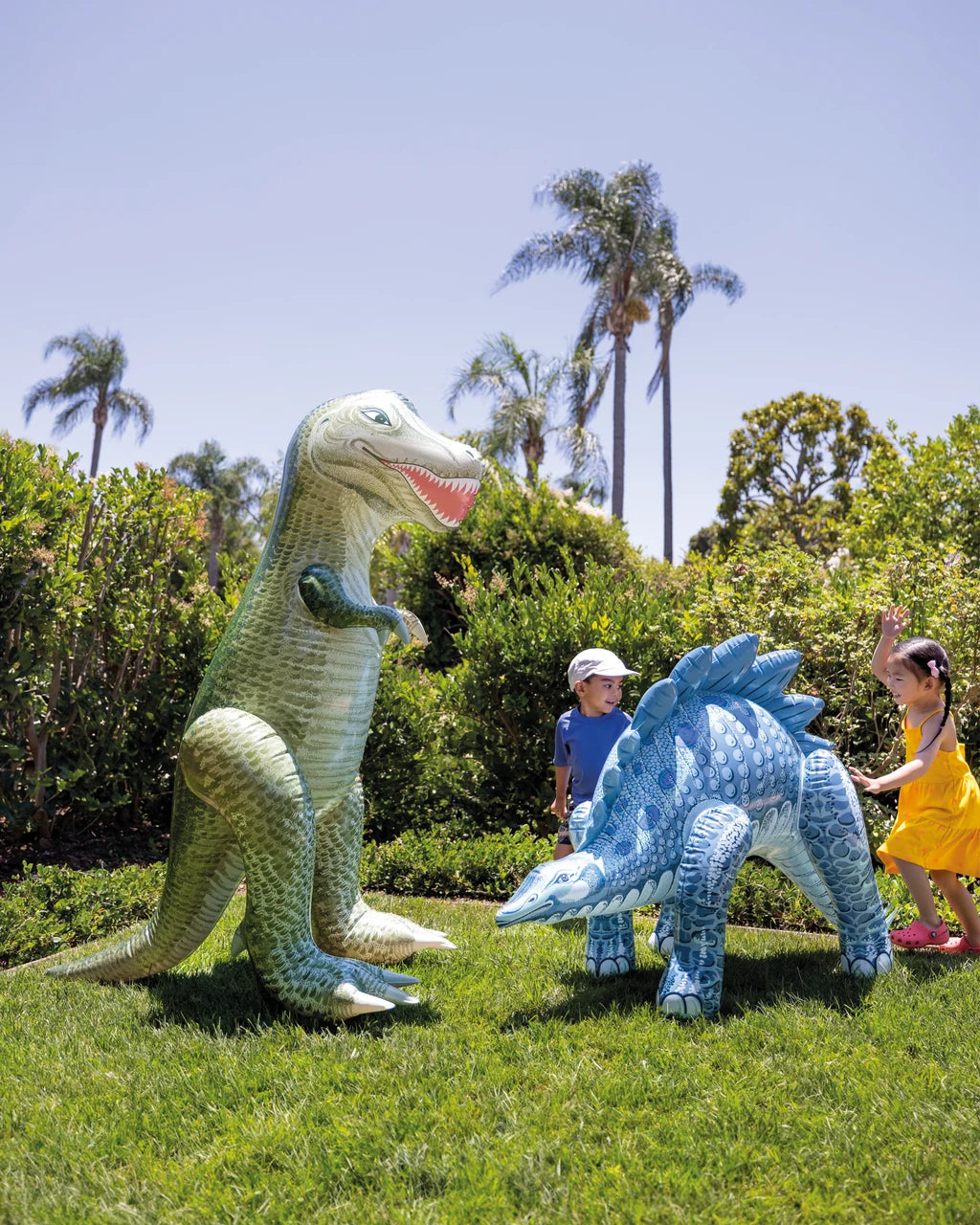 Jurassic Dino Pals - Tyrannosaurus Rex and Stegosaurus Assorted
