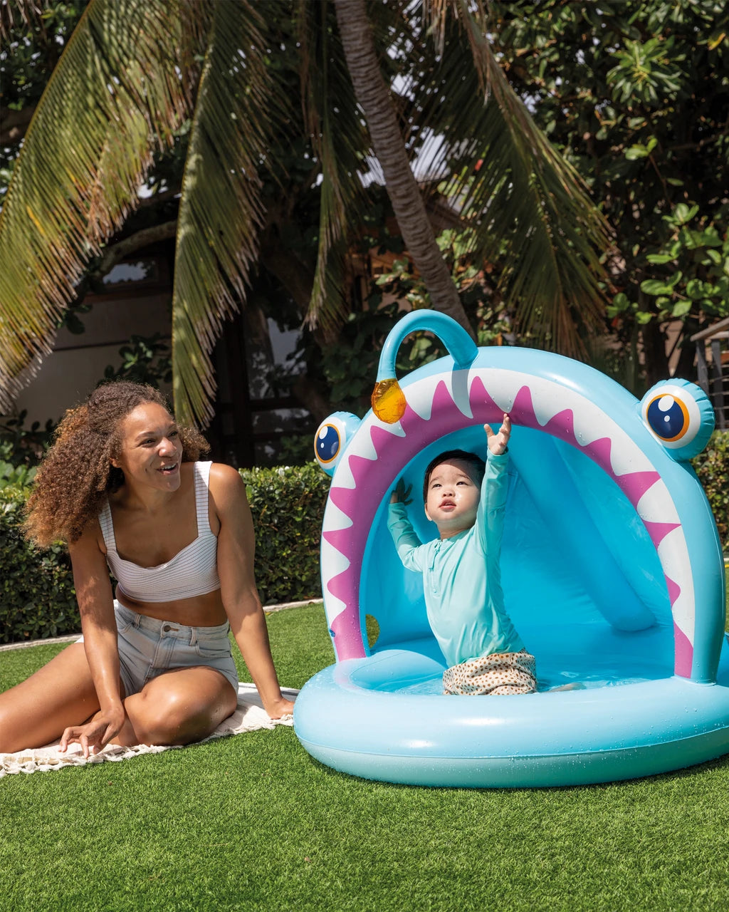 Angler Fish Baby Pool